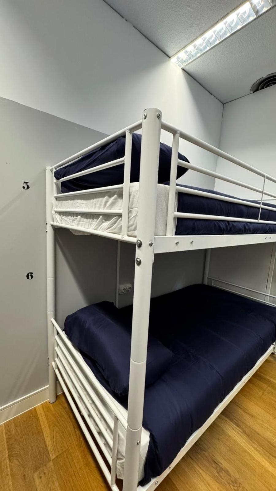 Hostel Puerta Del Angel Madrid Eksteriør billede
